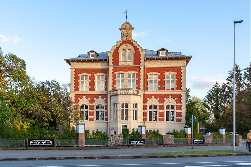 Immobilienangebot - Borken - Alle - Repräsentative Villa im historischen Ambiente in Borken!