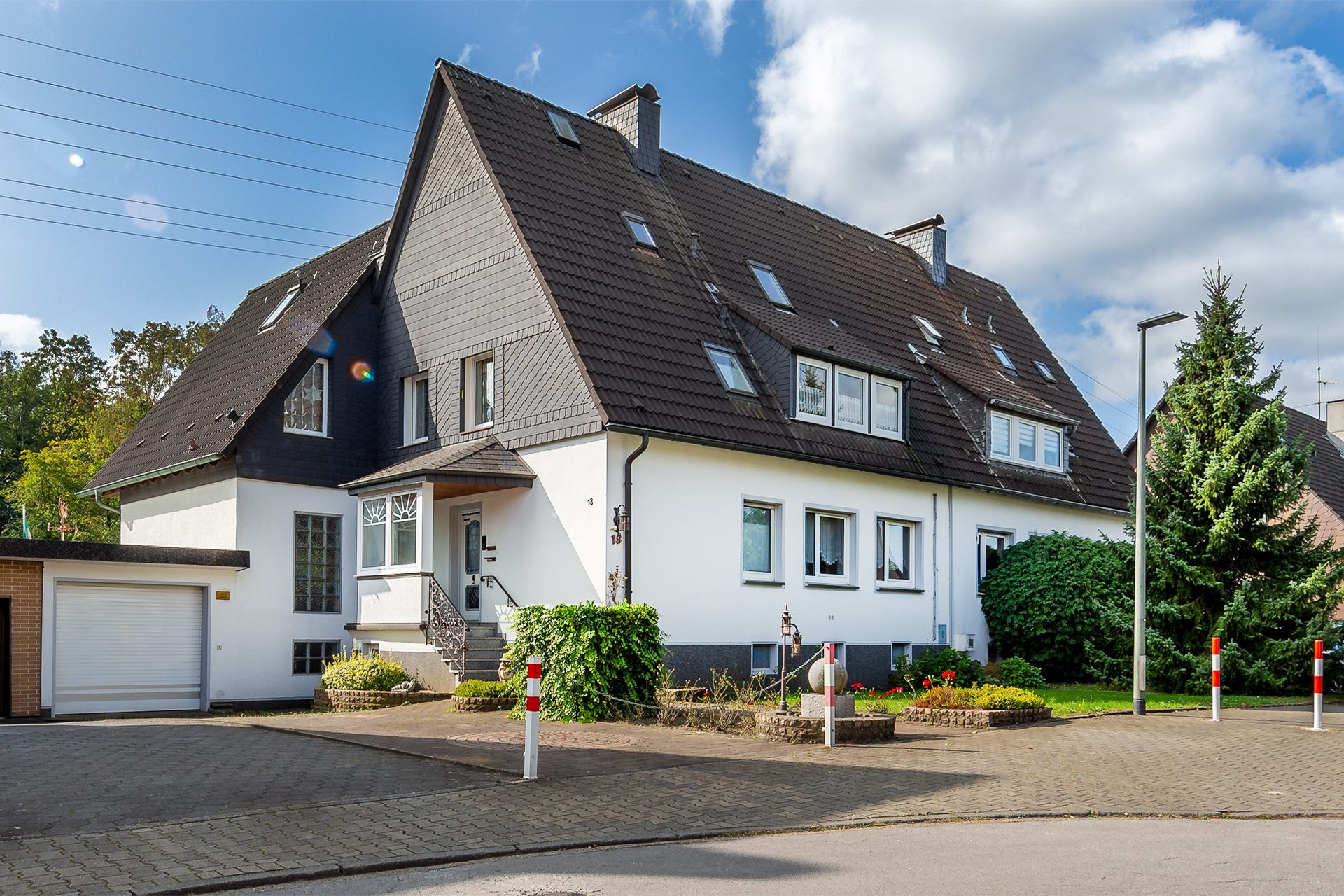 Immobilienangebot - Gelsenkirchen - Alle - Schönes Zweifamilienhaus im Grünen in Gelsenkirchen-Resse!