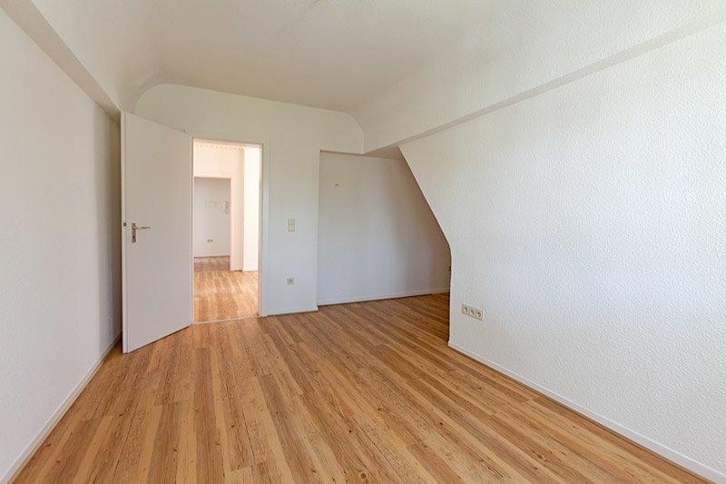Immobilienangebot - Gelsenkirchen - Alle - Dachgeschosswohnung in bester Lage von Gelsenkirchen-Buer!