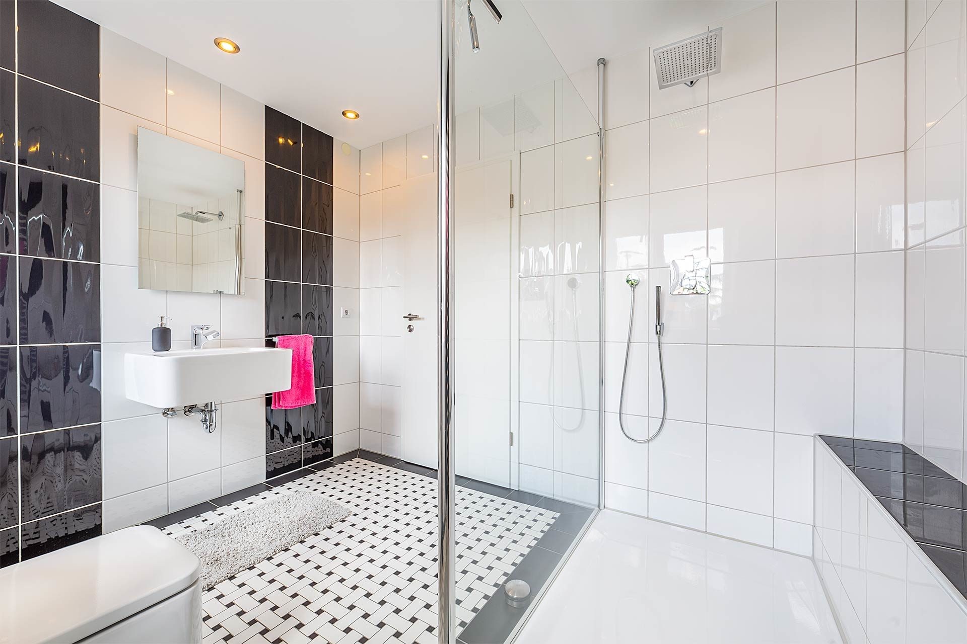 Immobilienangebot - Gelsenkirchen - Alle - Großzügig, individuell und äußerst charmant!