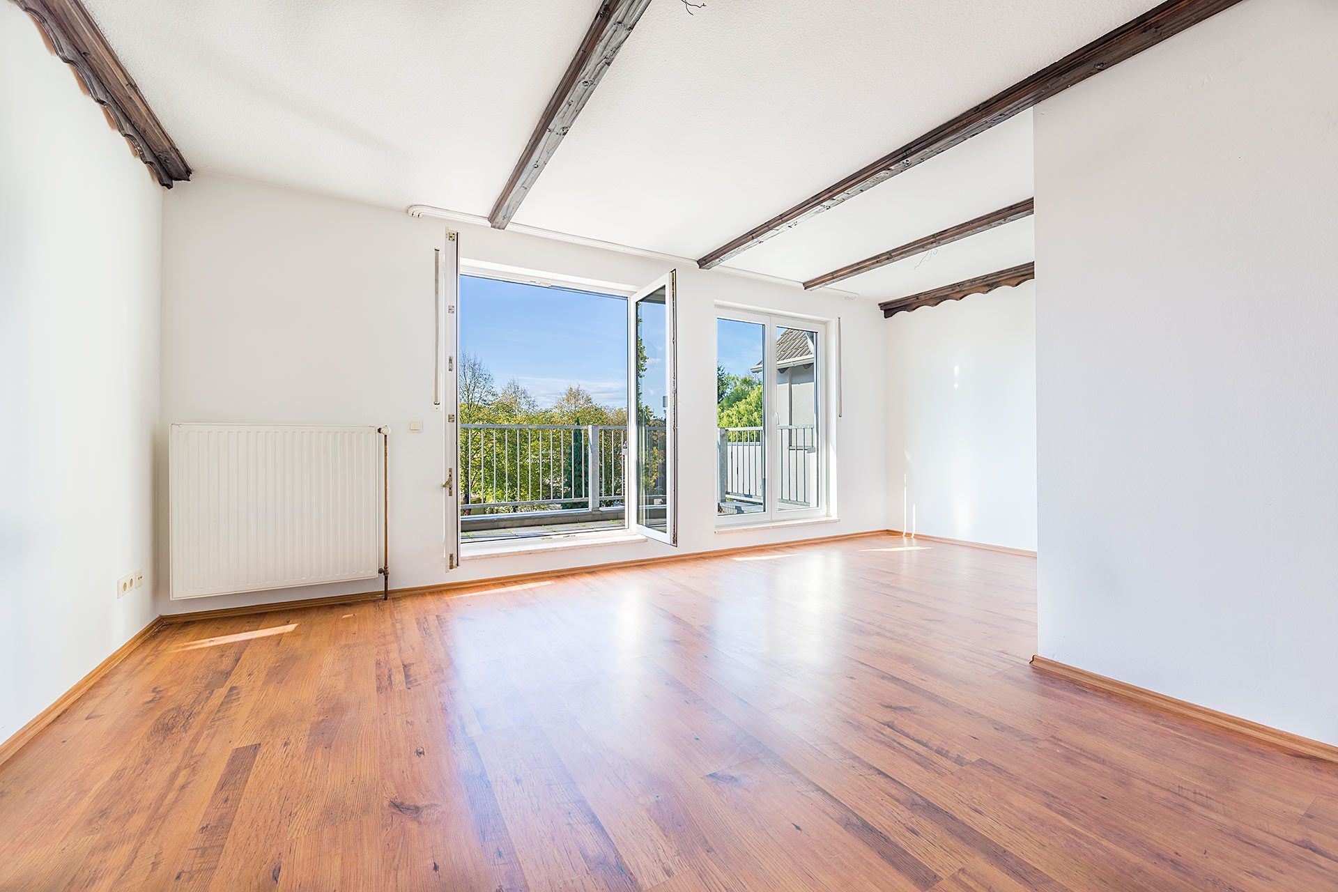 Immobilienangebot - Gelsenkirchen - Alle - Schöne Maisonette-Wohnung mit großer Terrasse! – www.HUNDT.IM