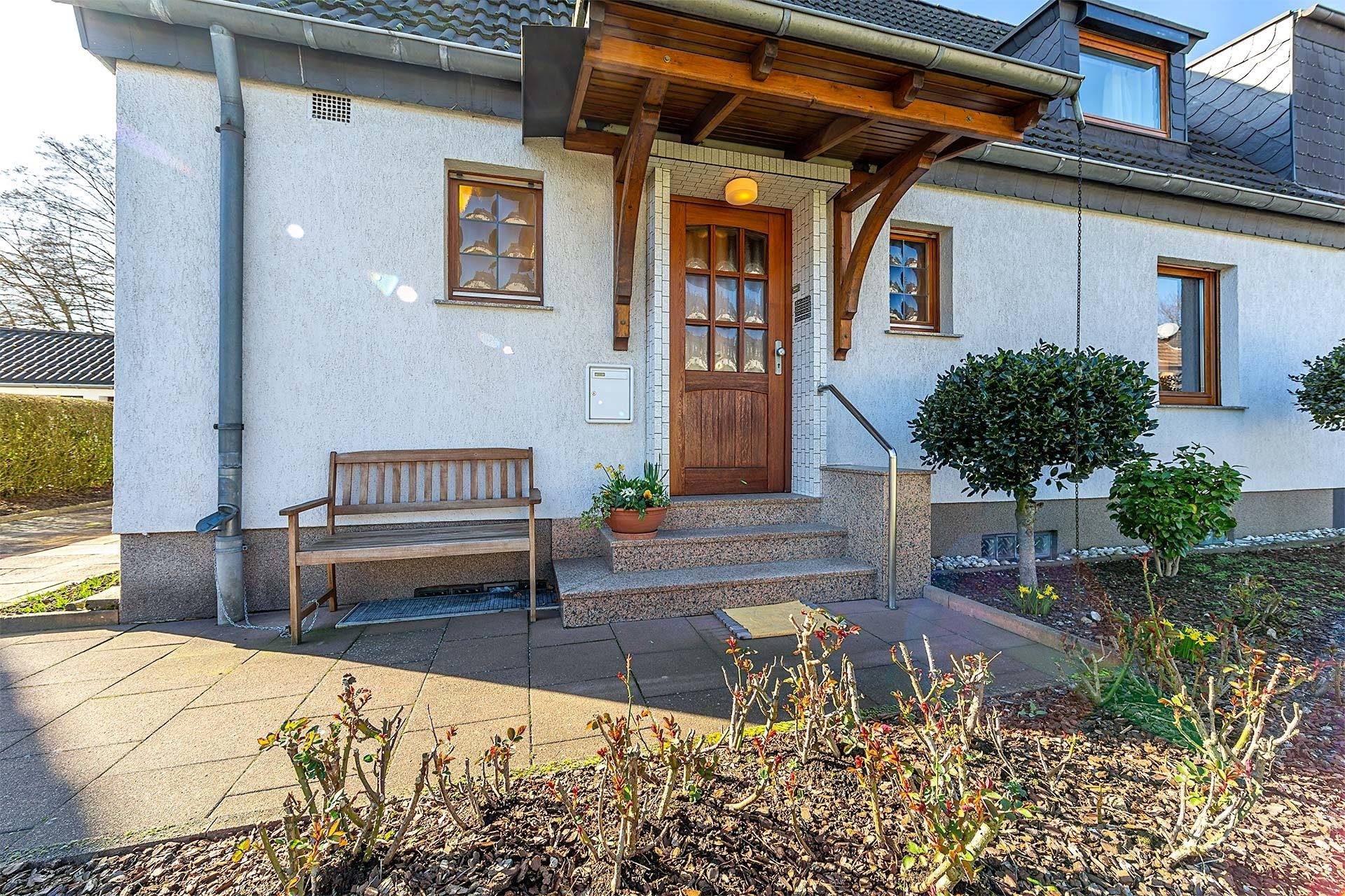 Immobilienangebot - Gelsenkirchen - Alle - Einzigartige Doppelhaushälfte mit großem Garten in Gelsenkirchen-Heßler