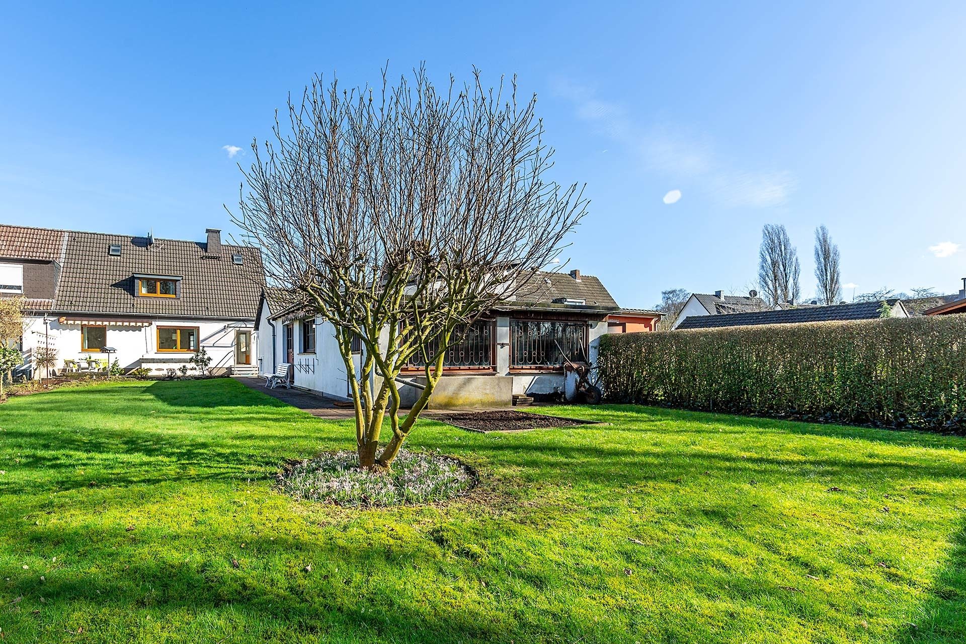 Immobilienangebot - Gelsenkirchen - Alle - Einzigartige Doppelhaushälfte mit großem Garten in Gelsenkirchen-Heßler