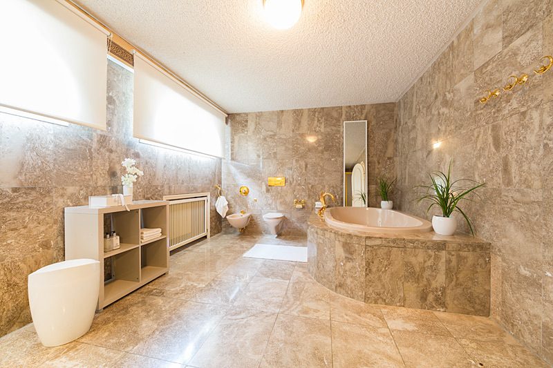 Immobilienangebot - Gelsenkirchen - Alle - Einzigartige Villa mit eigenem Parkgrundstück in Gelsenkirchen-Ückendorf!
