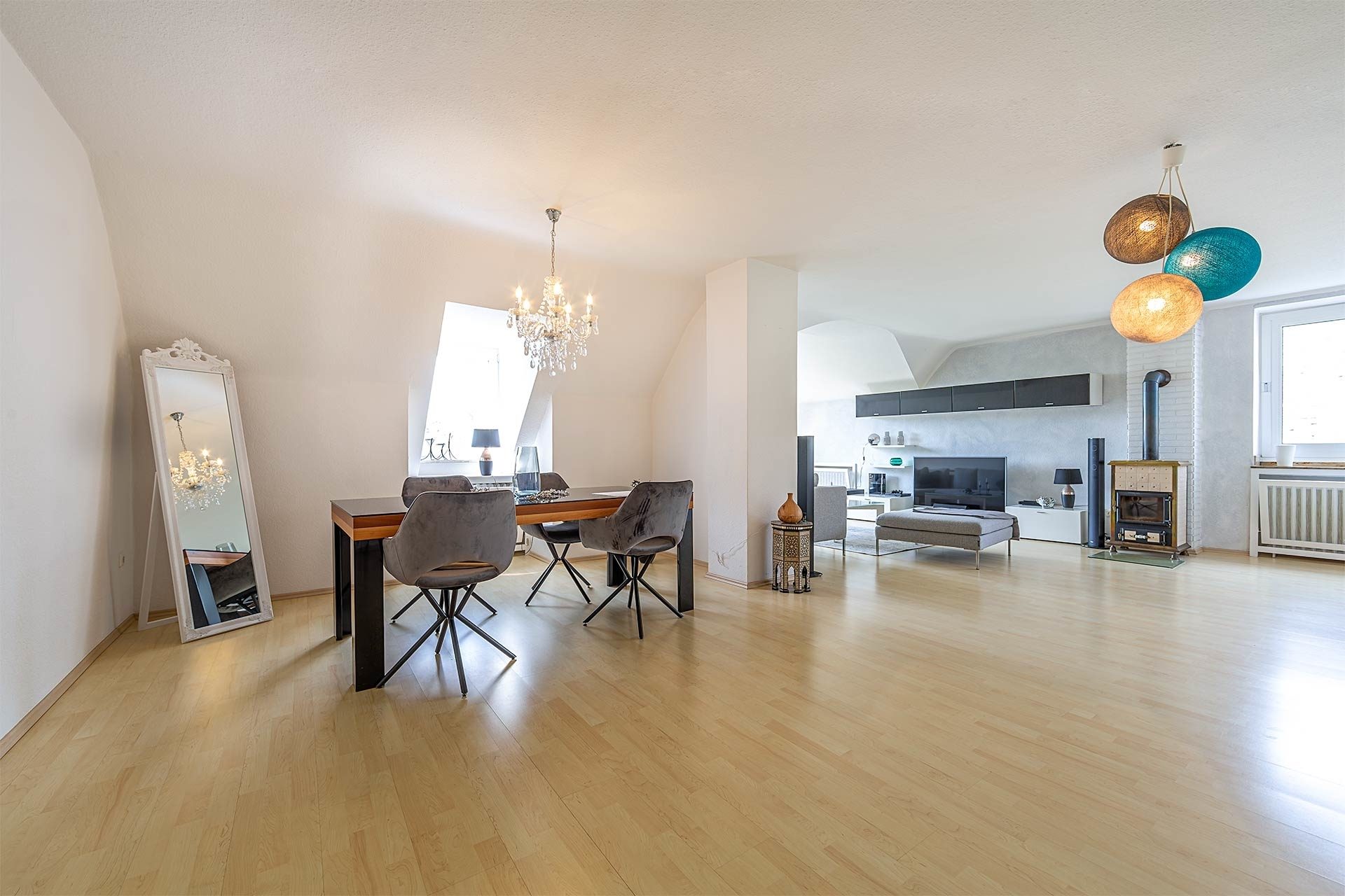 Immobilienangebot - Gelsenkirchen - Alle - Repräsentativ, stilvoll und viele Extras – in Gelsenkirchen-Buer!