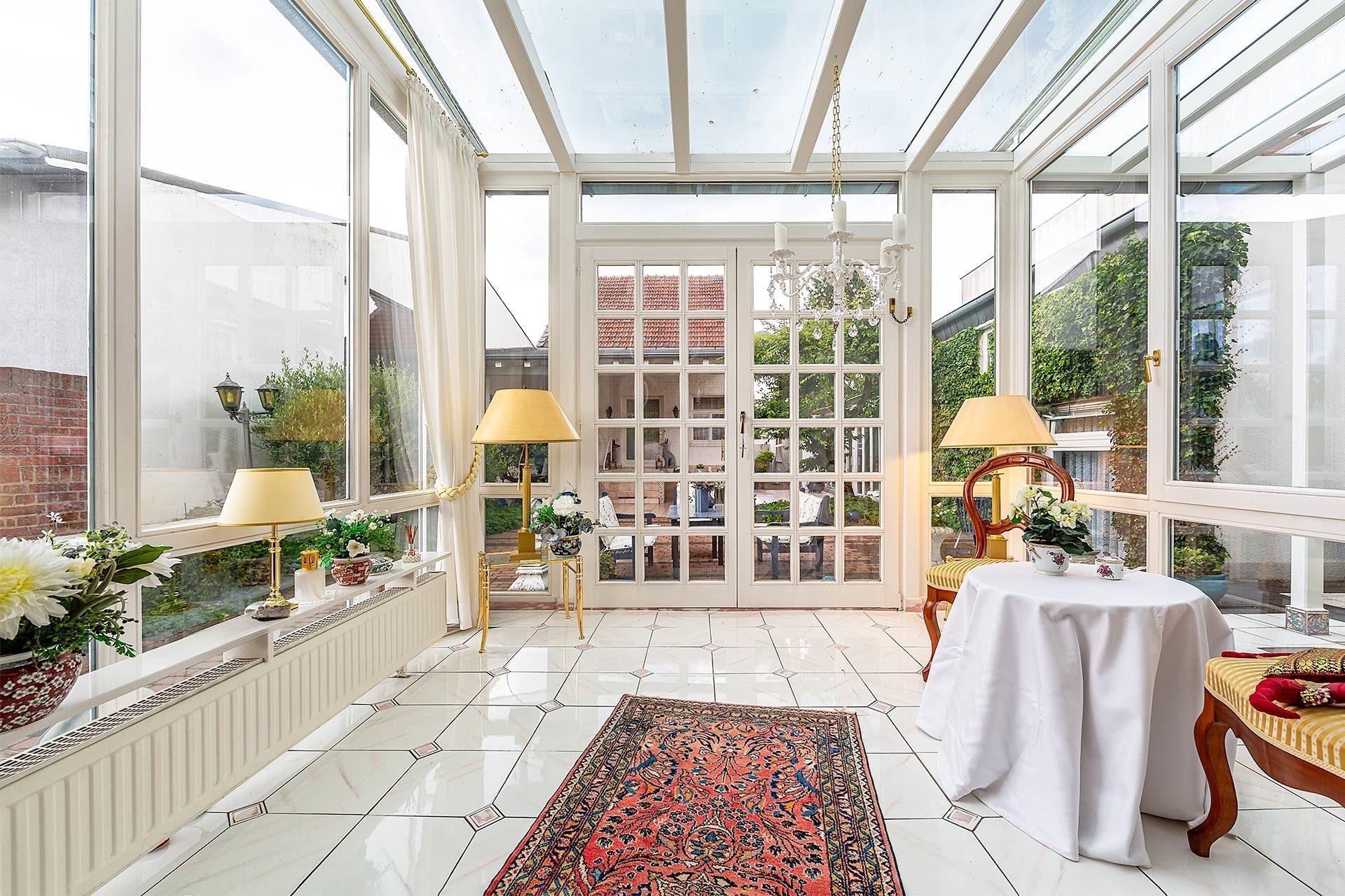 Immobilienangebot - Düsseldorf - Häuser - Ein Haus mit Geschichte und Charakter - Wohnen im Herzen von Düsseldorf-Himmelgeist! – www.HUNDT.IM