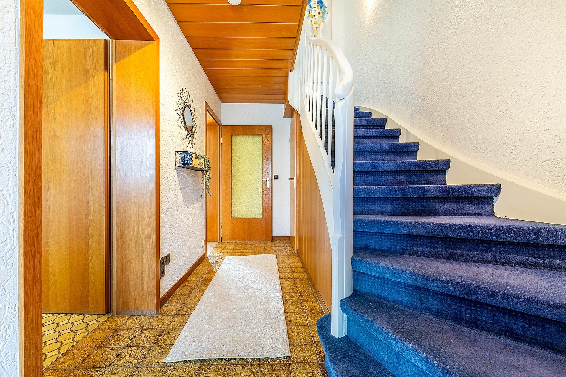 Immobilienangebot - Gelsenkirchen - Häuser - Ihr Wohlfühlort: Gemütlich, mit zwei Garagen & großer Terrasse! – www.HUNDT.IM