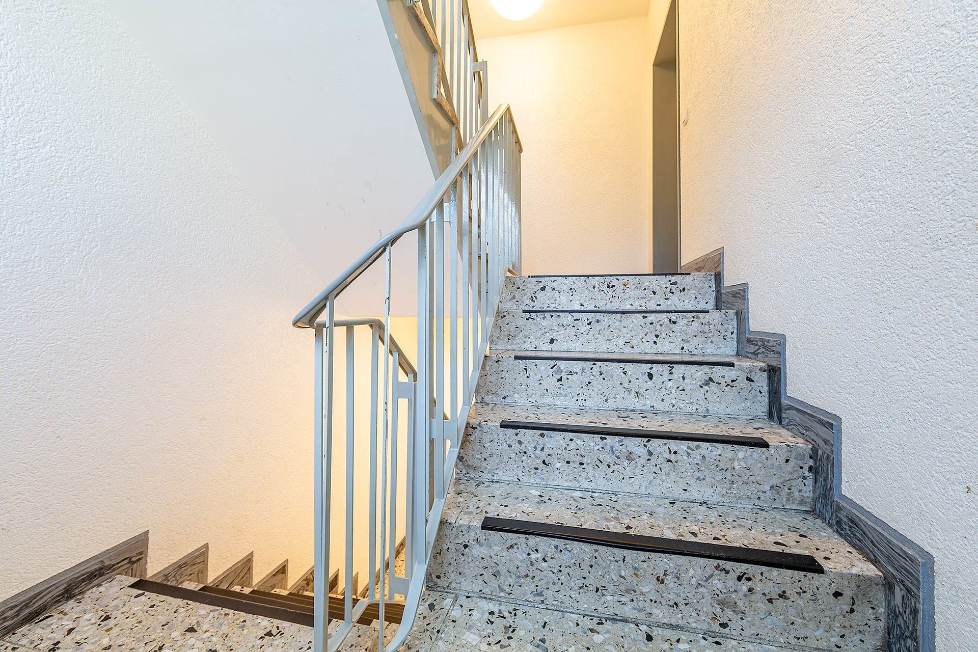 Immobilienangebot - Gelsenkirchen / Buer - Wohnungen - Modernisierte 4 Zimmerwohnung im Herzen von Buer!