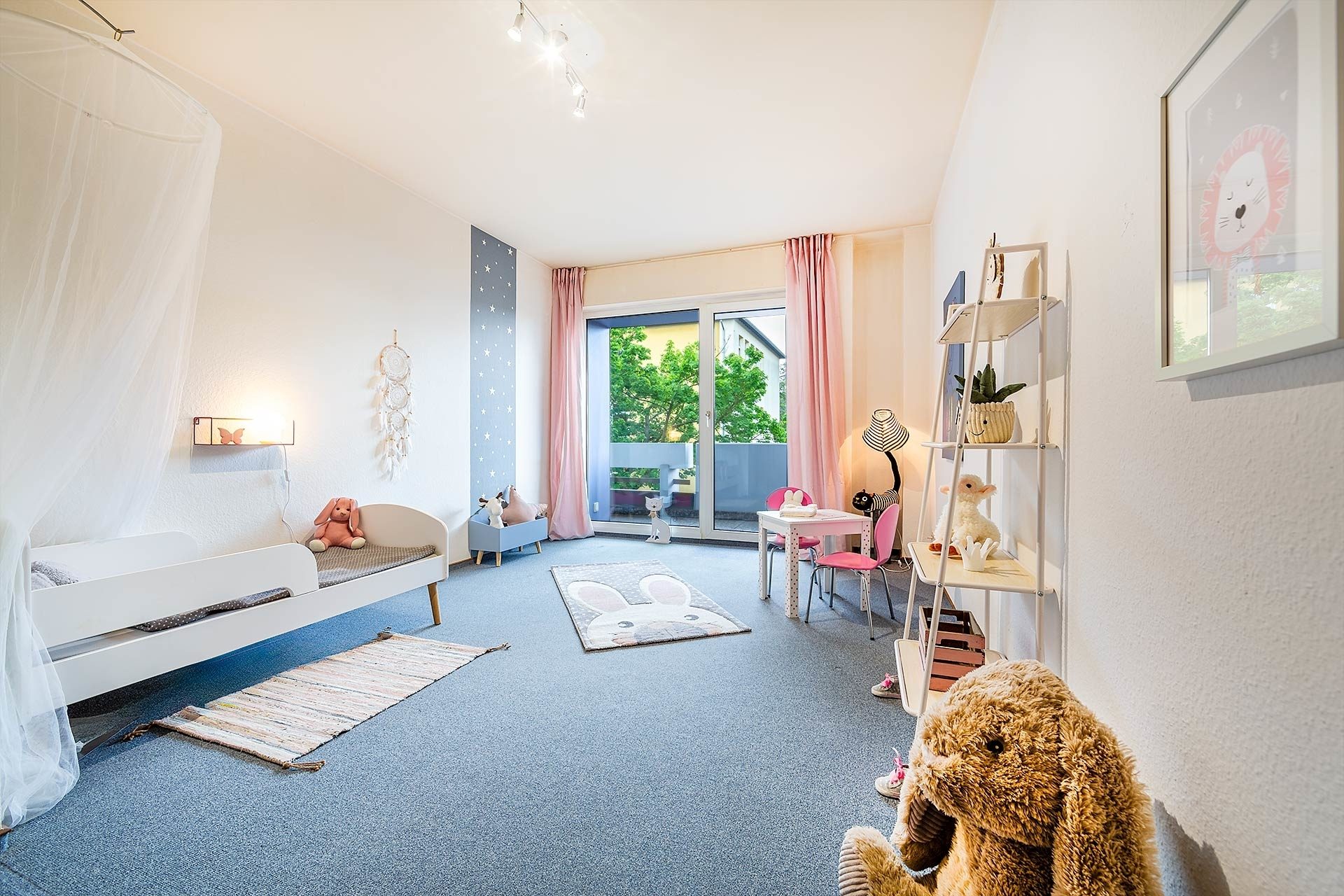 Immobilienangebot - Gelsenkirchen - Wohnungen - Wohnen in Gelsenkirchen-Schalke: 4-Zimmer-Wohnung mit zwei Balkonen!