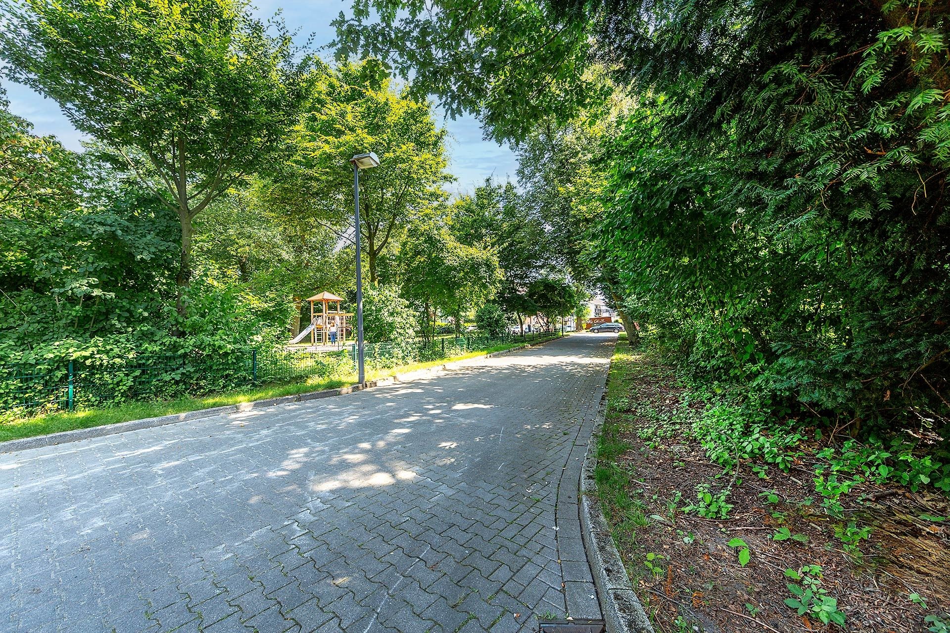 Immobilienangebot - Gelsenkirchen - Alle - Baugrundstück für 3 Reihenhäuser in Gelsenkirchen-Beckhausen!