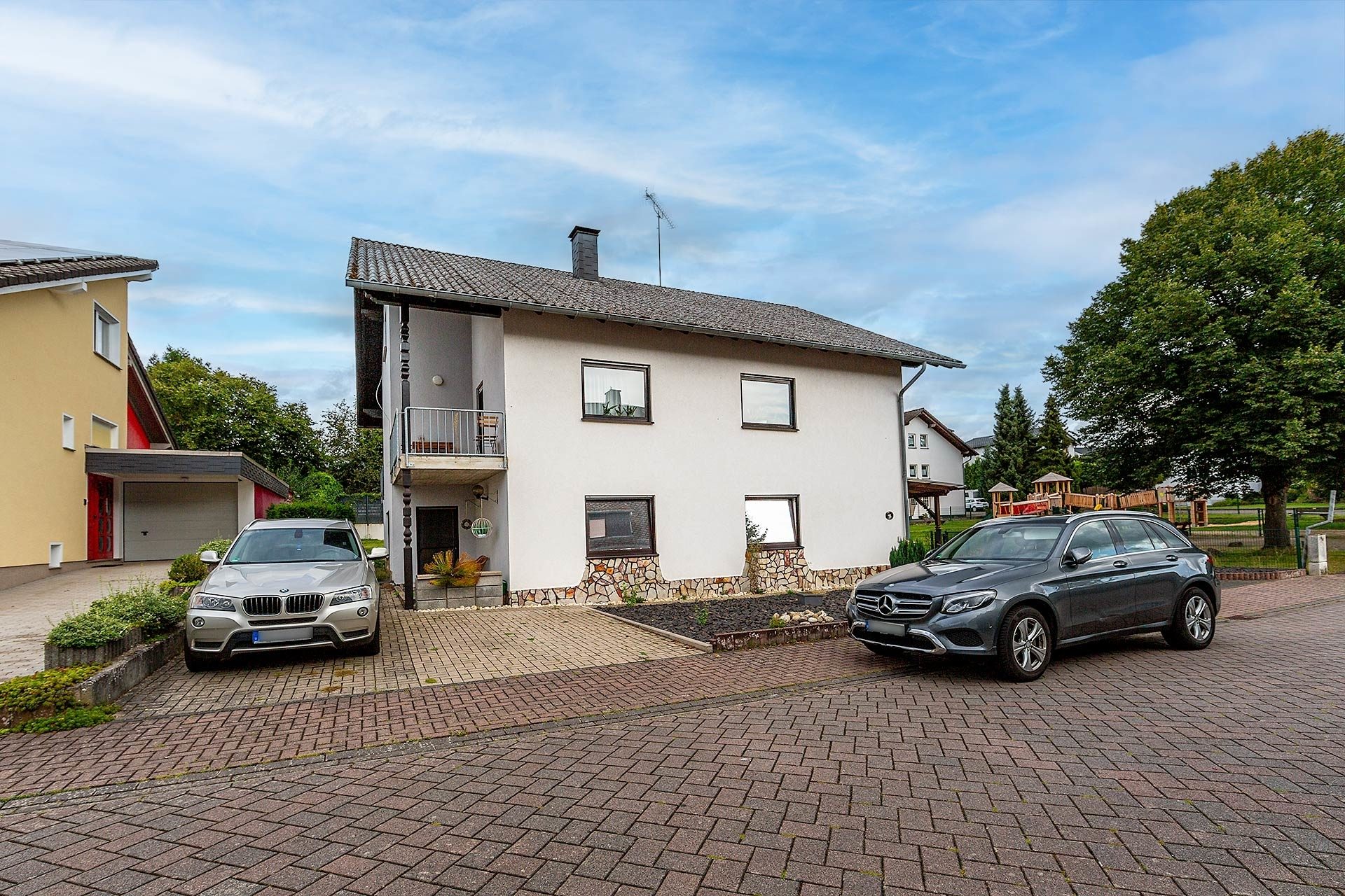 Immobilienangebot - Ellenhausen - Häuser - Zweifamilienhaus in ruhiger und idyllischer Lage im Westerwald! – www.HUNDT.IM