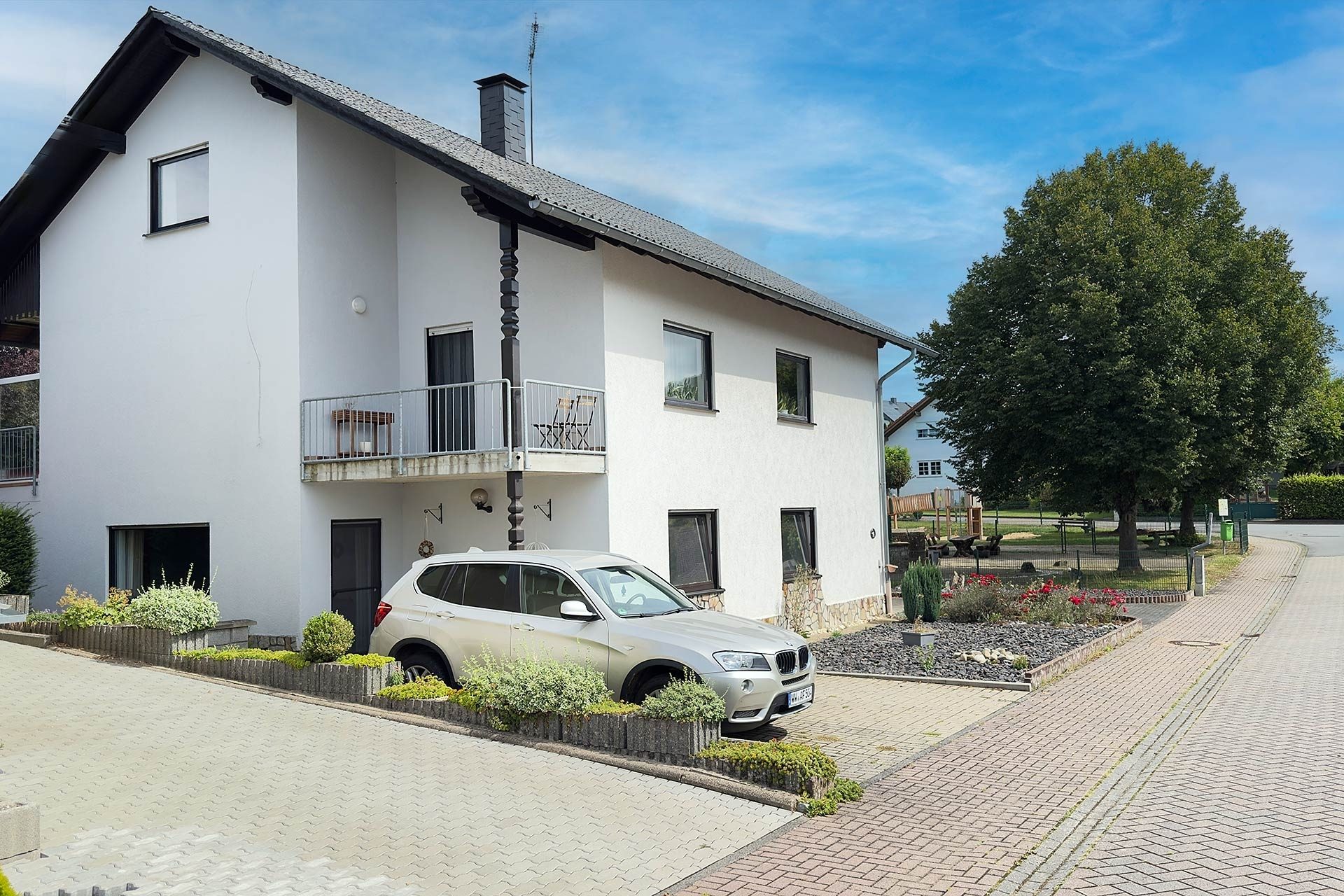 Immobilienangebot - Ellenhausen - Häuser - Zweifamilienhaus in ruhiger und idyllischer Lage im Westerwald!