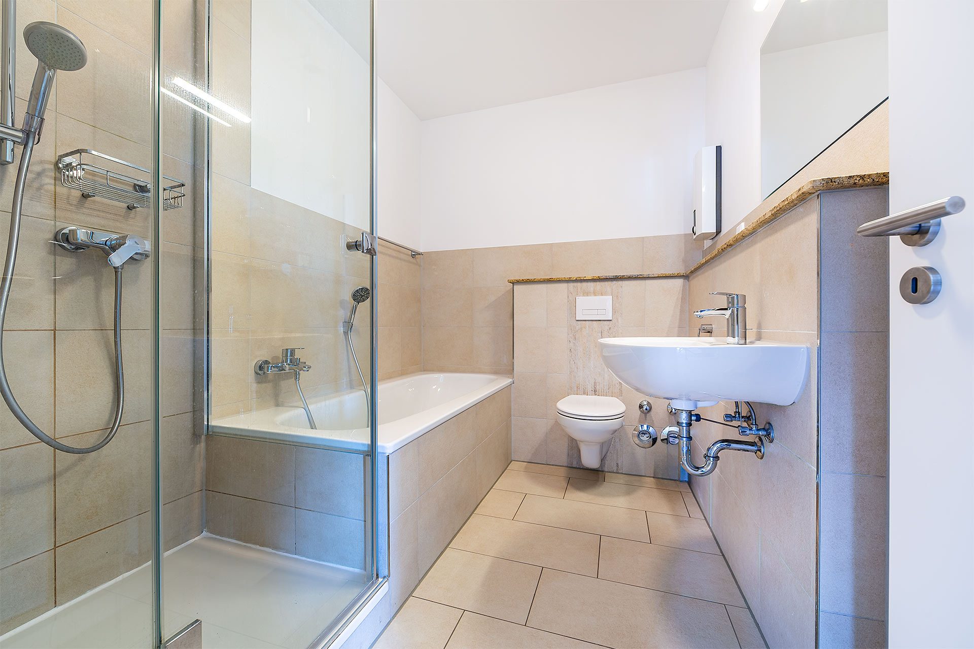 Immobilienangebot - Gelsenkirchen - Häuser - Wohn- und Geschäftshaus mit exklusiver Eigentümerwohnung in Gelsenkirchen-Resse!