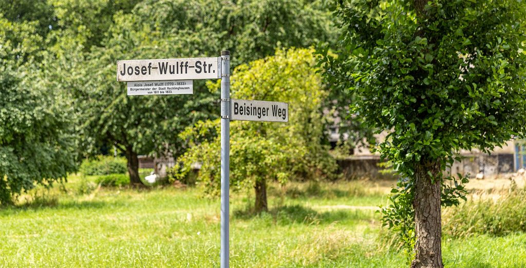 Sie sehen hier ein Straßenschild am Neubaugebiet Beisinger-Weg in Recklinghausen