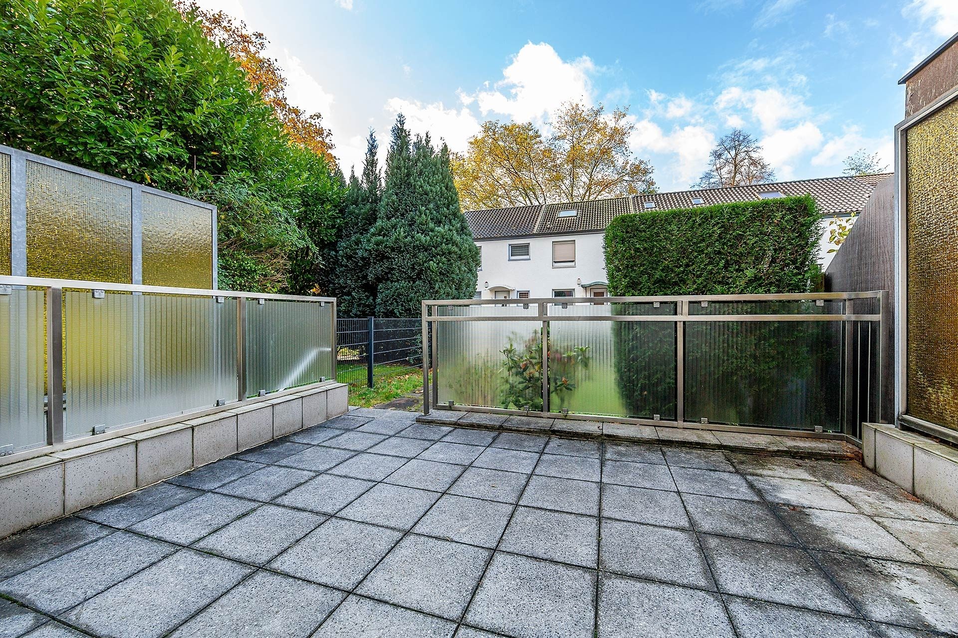 Immobilienangebot - Gelsenkirchen - Häuser - Gemütliches Reihenhaus für die kleine Familie in Schalke! – HUNDT.IM