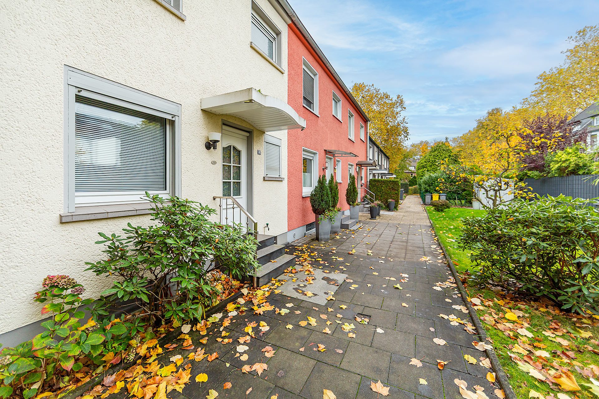 Immobilienangebot - Gelsenkirchen - Häuser - Gemütliches Reihenhaus für die kleine Familie in Schalke! – HUNDT.IM
