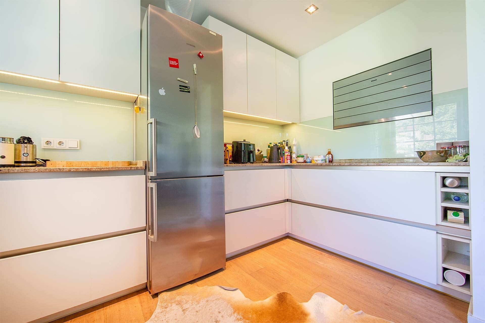 Immobilienangebot - Gelsenkirchen - Alle - Mehrfamilienhaus mit hochwertiger Eigentümerwohnung und Mieteinnahmen! – www.HUNDT.IM