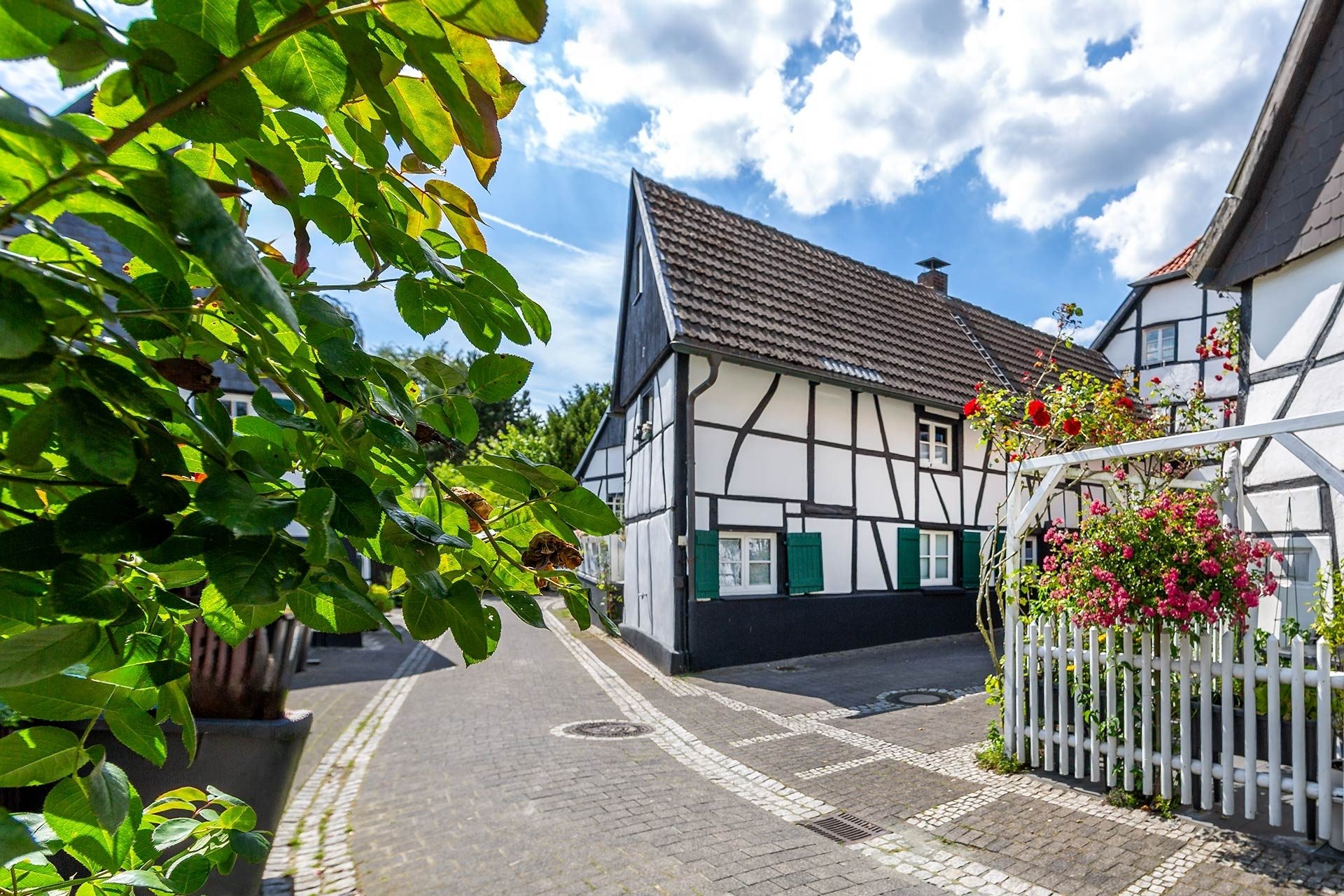Immobilienangebot - Herten - Häuser - Historisches Fachwerkhaus im Herzen des Alten Dorfes Westerholt – HUNDT.IM