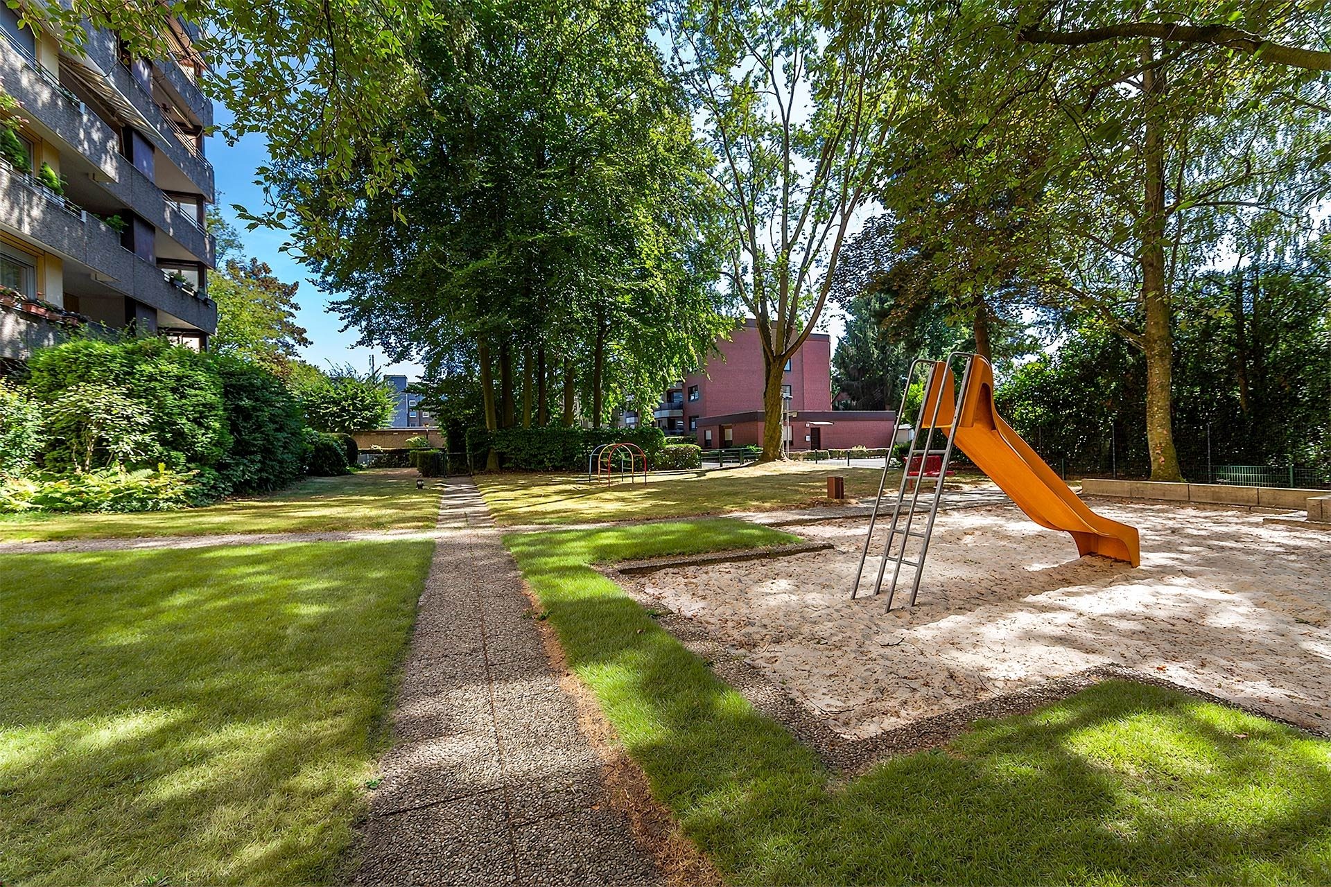 Immobilienangebot - Gelsenkirchen / Buer - Wohnungen - Großzügige 5-Zimmer-Wohnung mit viel Potenzial zur Neugestaltung