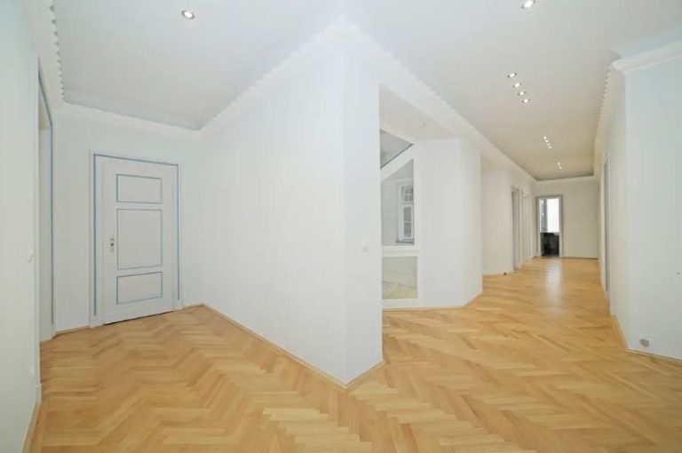 Stock Real Estate GmbH - Immobilienangebot - 80331 München - Altstadt-Lehel - Büro / Praxis / Ausstellungsräume