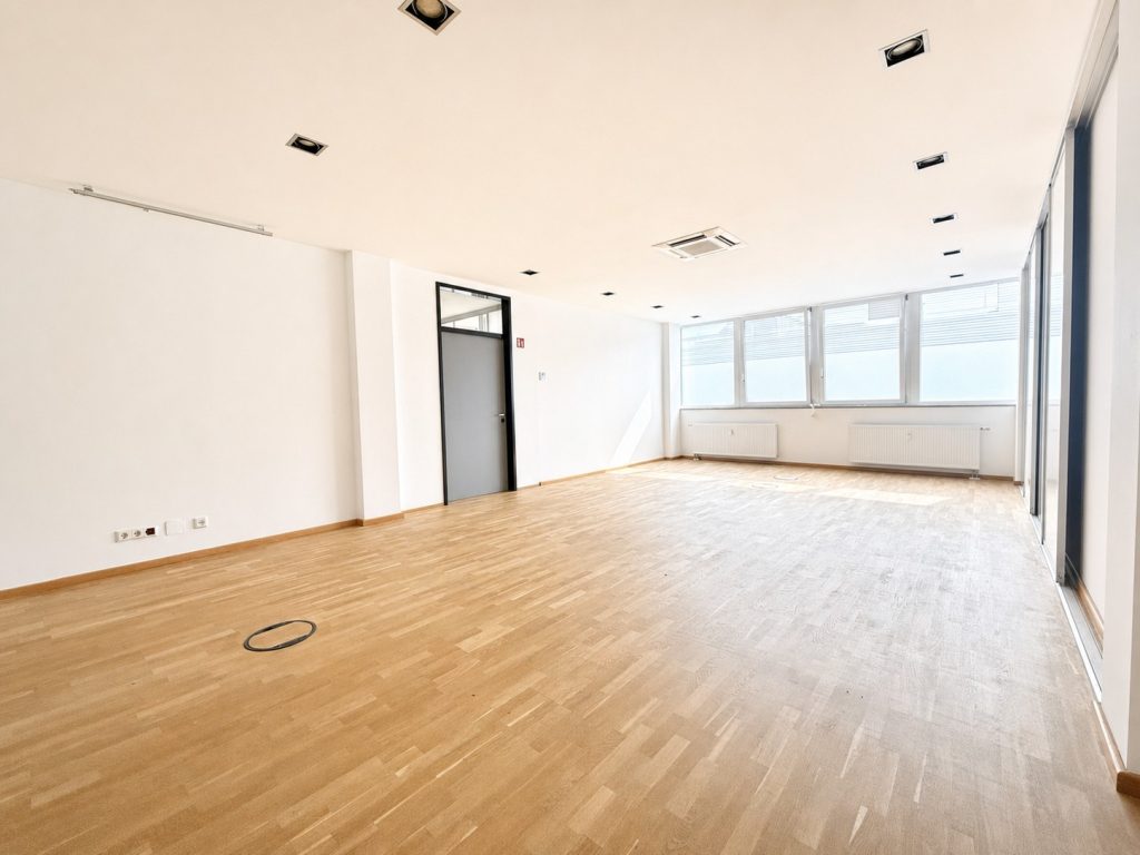 STOCK REAL ESTATE GMBH - Immobilienangebot - 80939 München - Milbertshofen-Am Hart - Büro